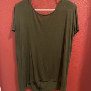 Charlotte Russe / green top with zipper detail / size: L